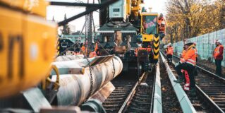 Rodzaje czujników pojemnościowych: Jak wybrać odpowiedni do swoich potrzeb?