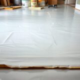 Ochrona podłogi podczas remontu: skuteczne metody zabezpieczenia przed uszkodzeniami i zabrudzeniami